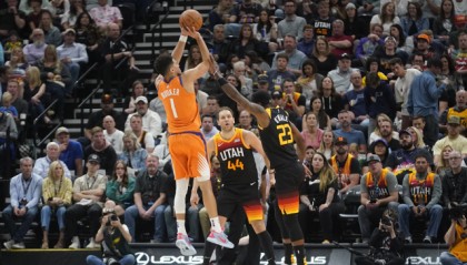  保罗16助攻太阳轻取爵士  