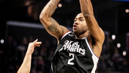  独行侠三分如雨射穿鹈鹕，东契奇妙传串联全队