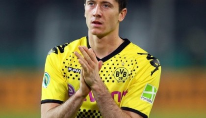  莱万多夫斯基重返安联球场受追捧  