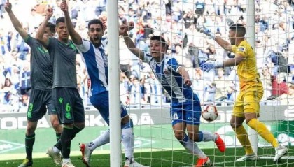  朗斯主场战胜南特重燃欧战希望